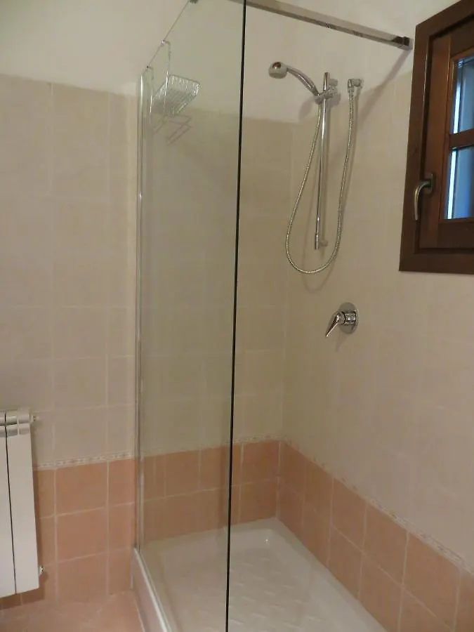 Il Borgo Di Tresana Lägenhet