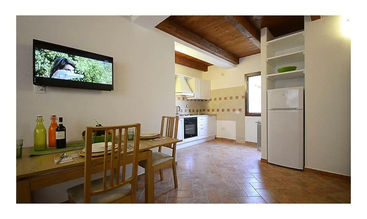 Il Borgo Di Tresana Lägenhet